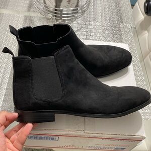 Men’s H&M Black Suede Chelsea Boots Sz. US 11.5 Worn On ce